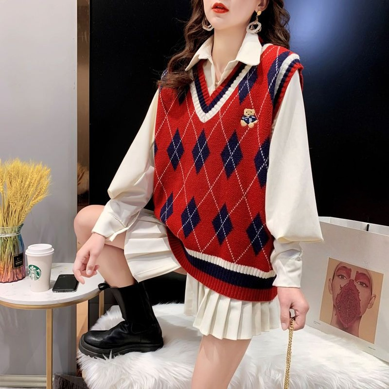 Winter Clothing Trends - Gilet in maglia rossa per donna
