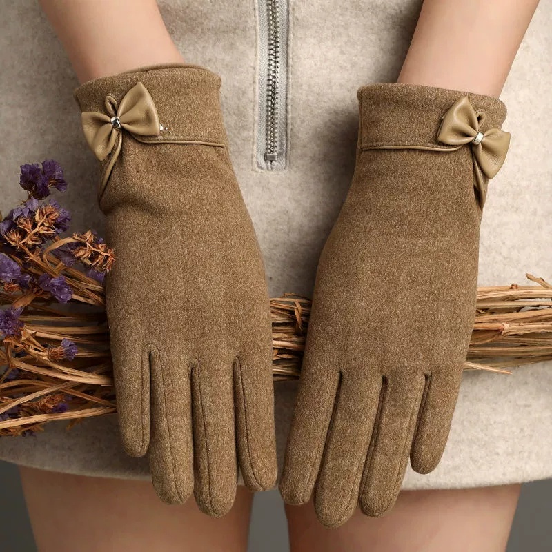 Touch screen con fiocco da don - Winter Clothing Essential recensione e prezzo